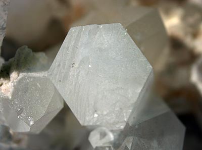 quartz crystal with straight edges