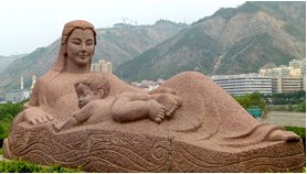 Mother Huang He monument in China