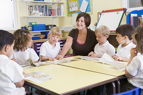 teacher and students reading