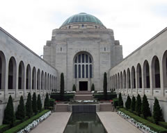 The commemorative courtyard of the Australian War Memorial